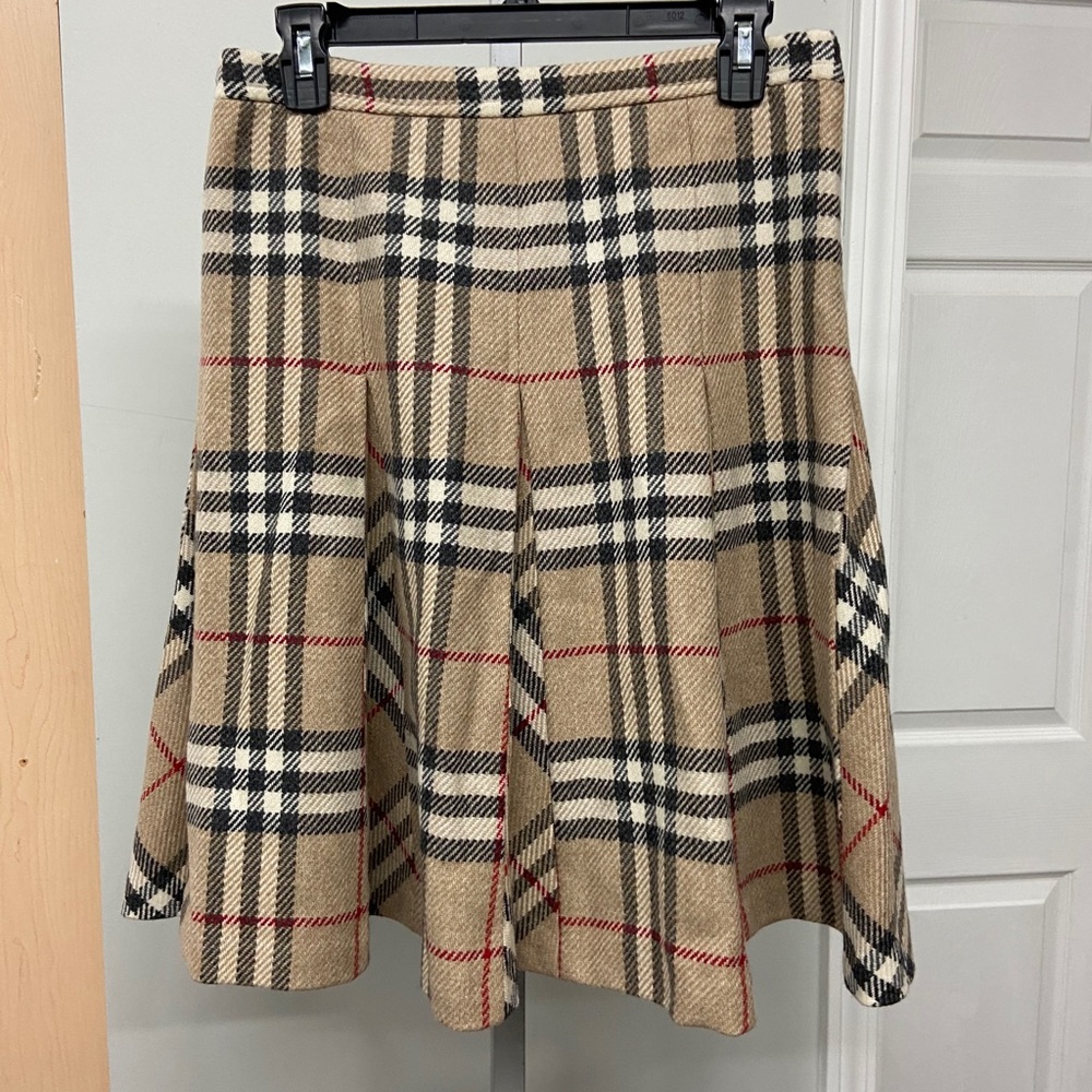Burberry Wool Skirt